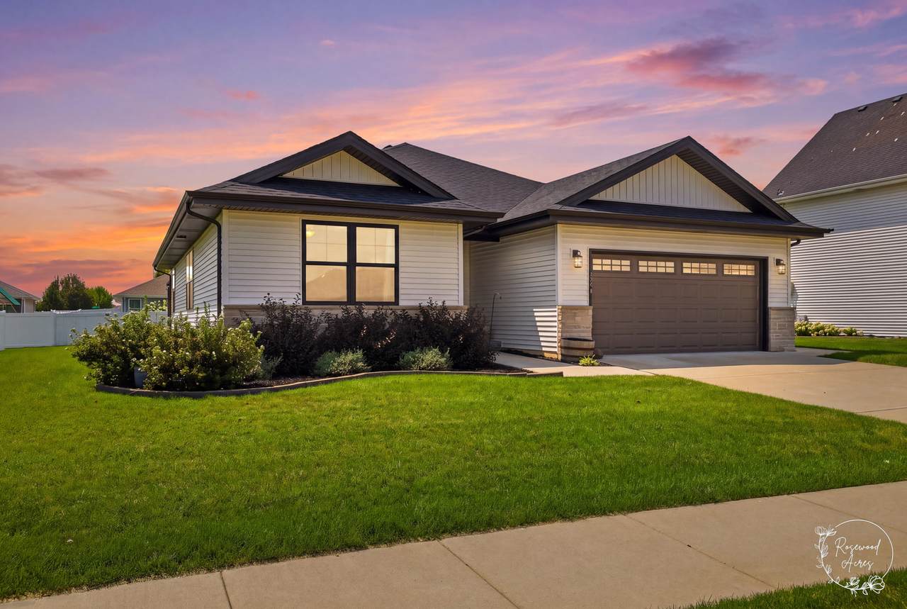 1550 Eagles Landing - Photo 1