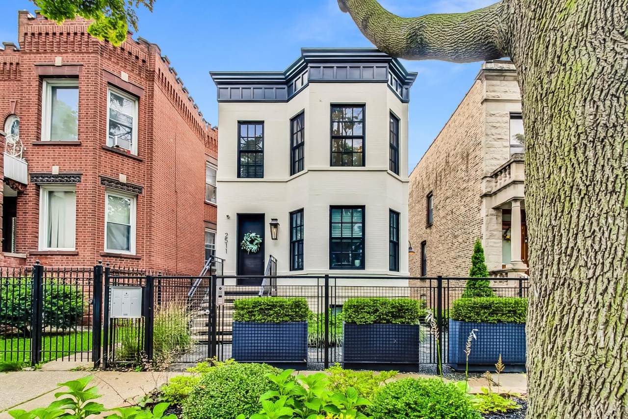 2511 Francisco Avenue - Photo 1