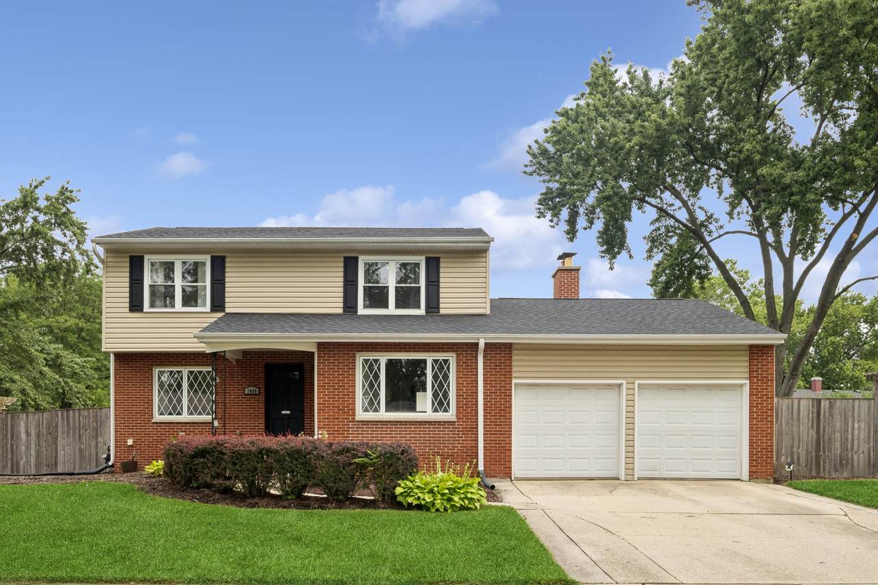 1050 Kitson Drive - Photo 1
