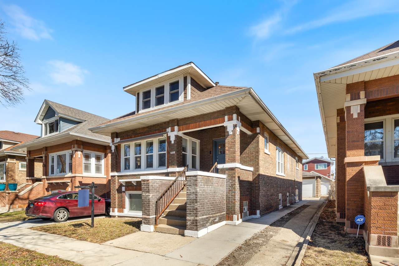 2431 Gunderson Avenue - Photo 1