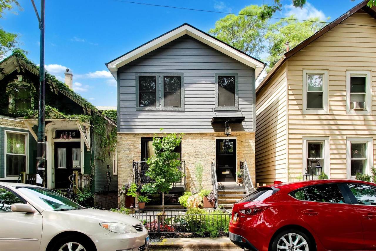1840 Bissell Street - Photo 1