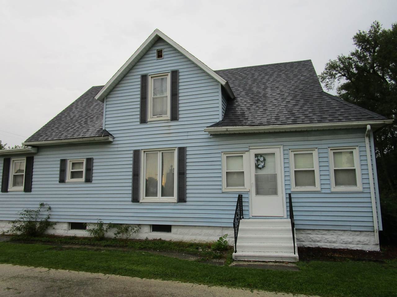 321 Cleveland Street - Photo 1