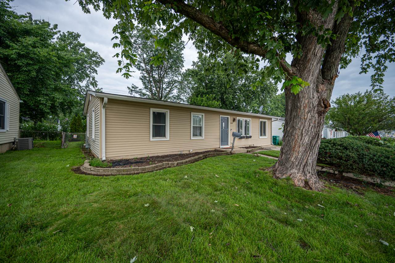 404 Kenyon Avenue - Photo 1
