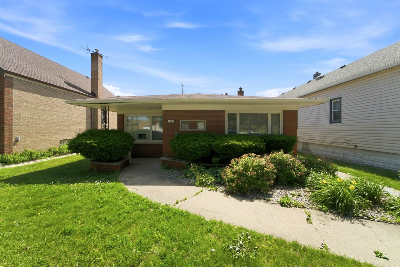 13227 Escanaba Avenue - Photo 1