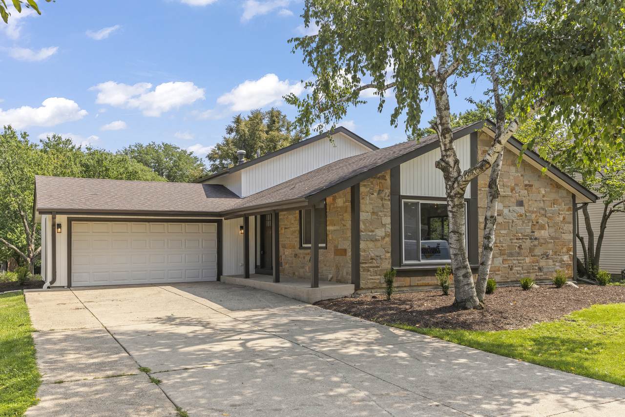 6557 Raintree Court - Photo 1