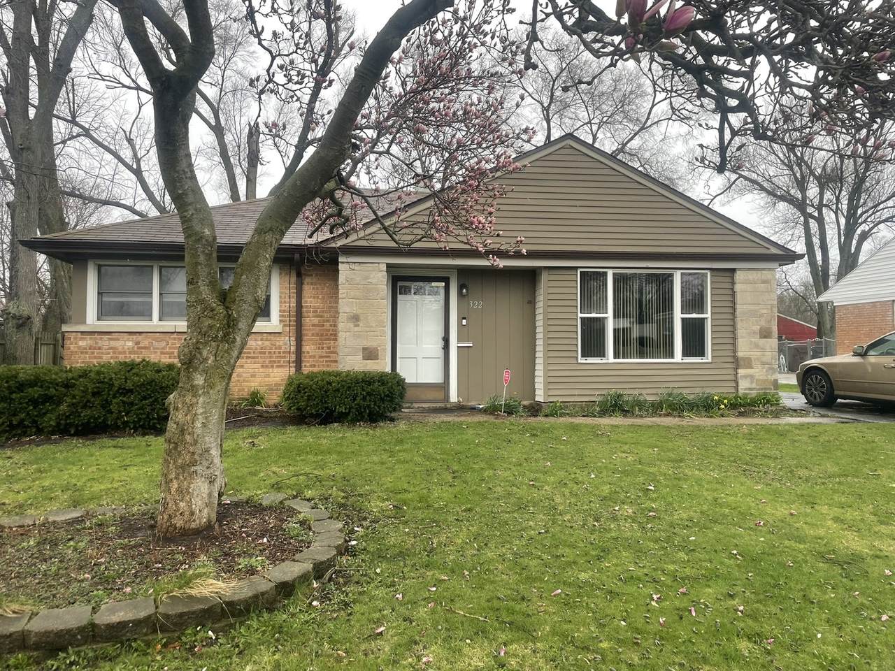 322 Nassau Street - Photo 1