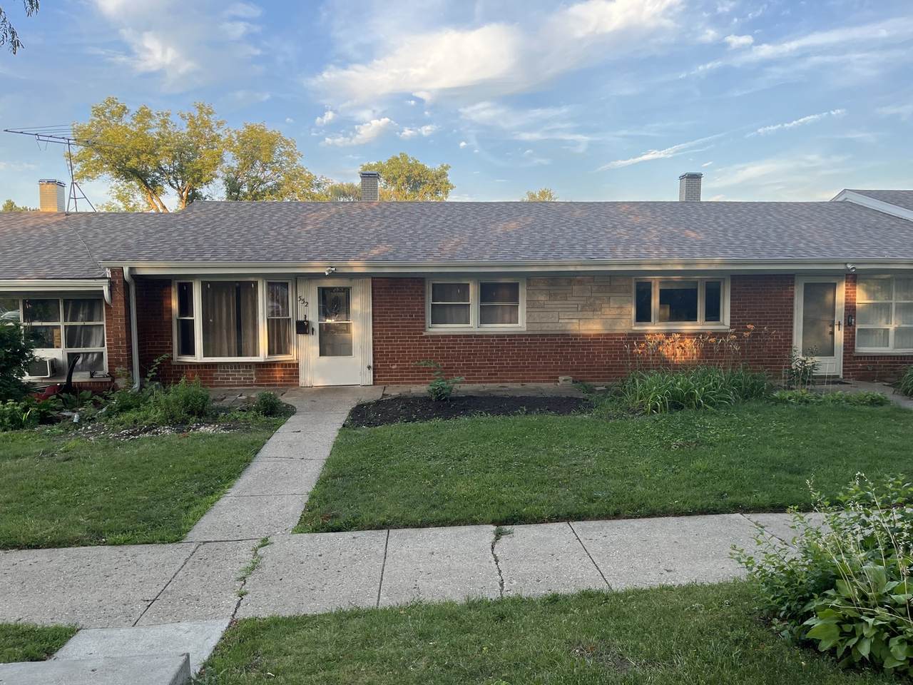 552 Palatine Road - Photo 1