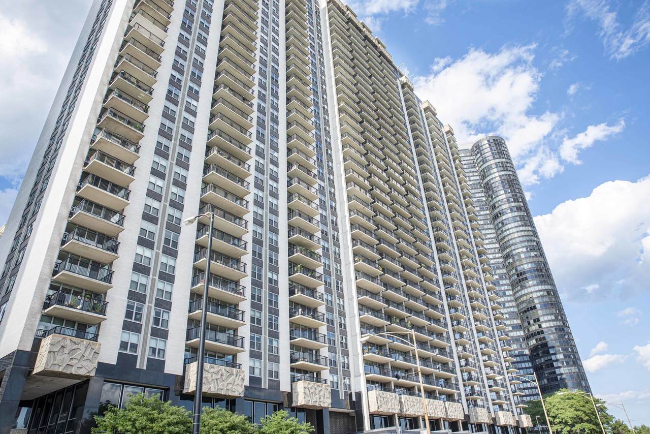 400 Randolph Street - Photo 1
