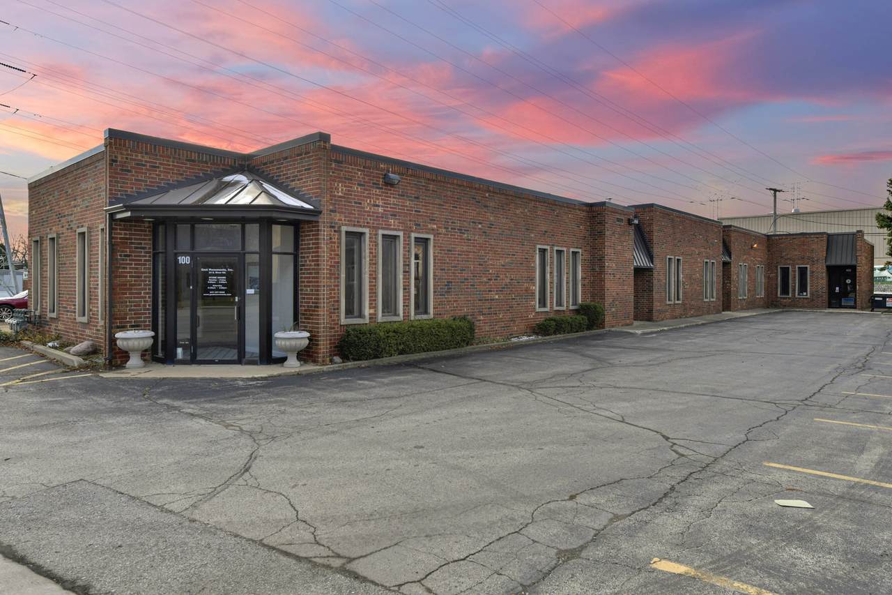24 Des Plaines River Road - Photo 1