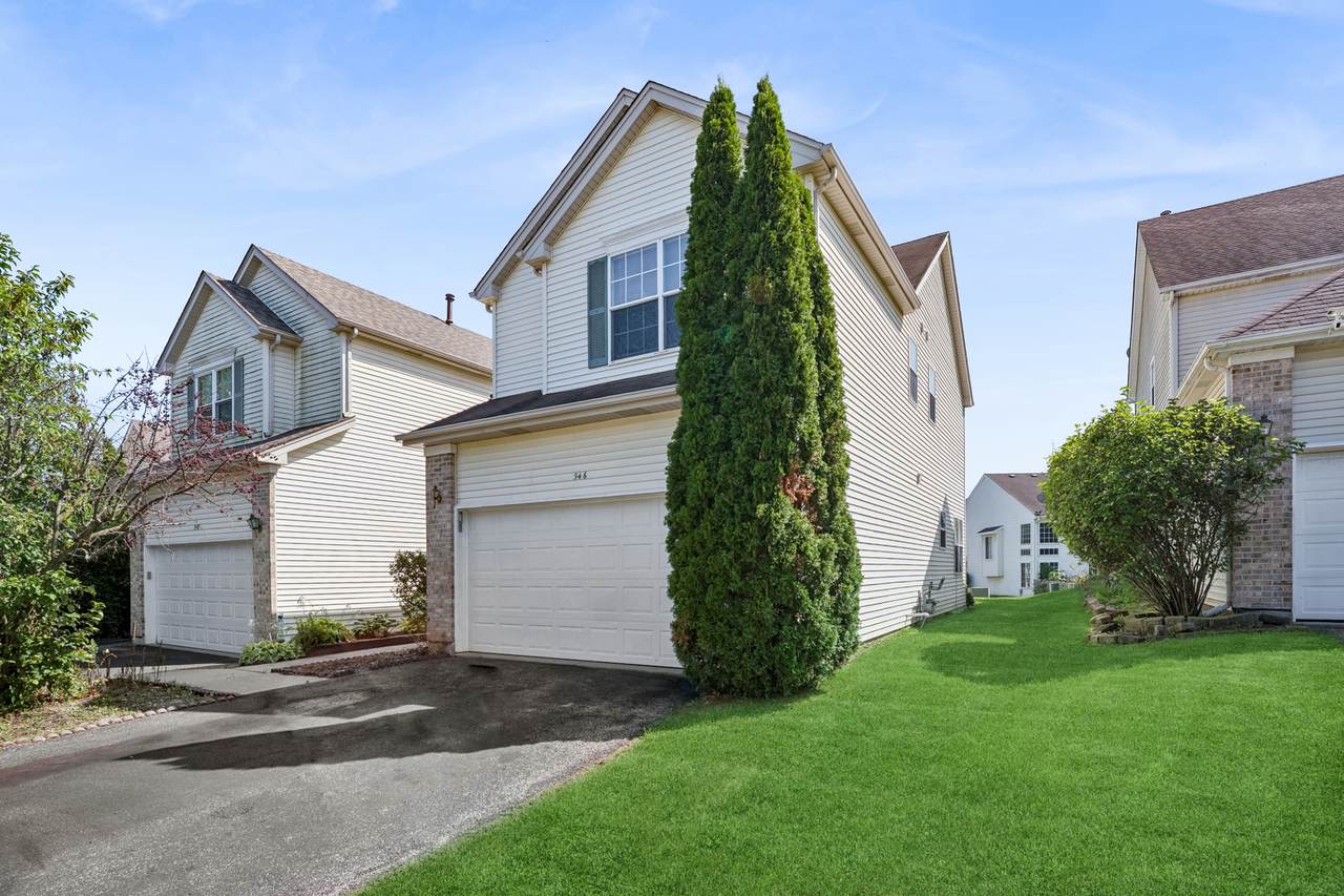 946 Cynthia Lane - Photo 1