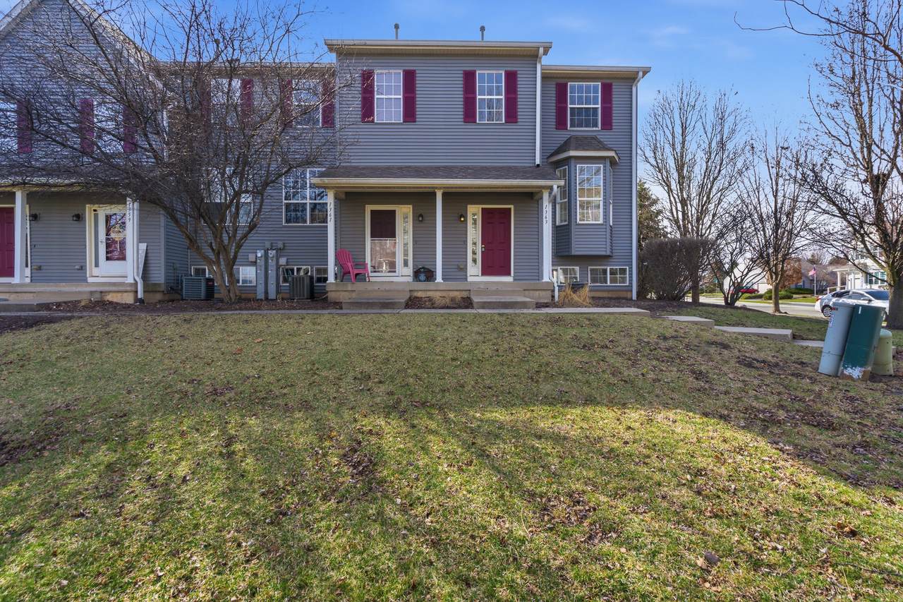 1363 Chestnut Lane - Photo 1