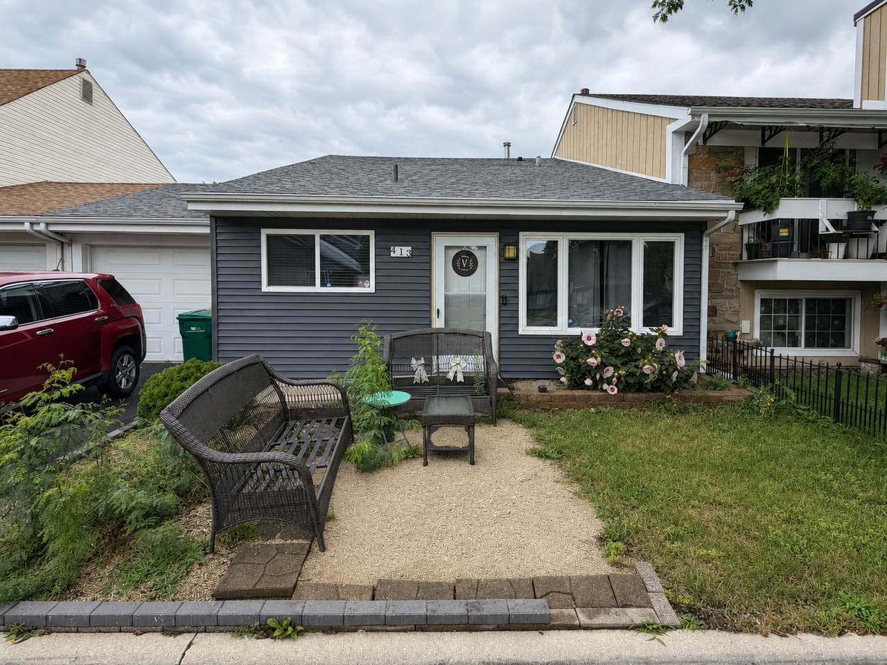 413 Wildwood Court - Photo 1