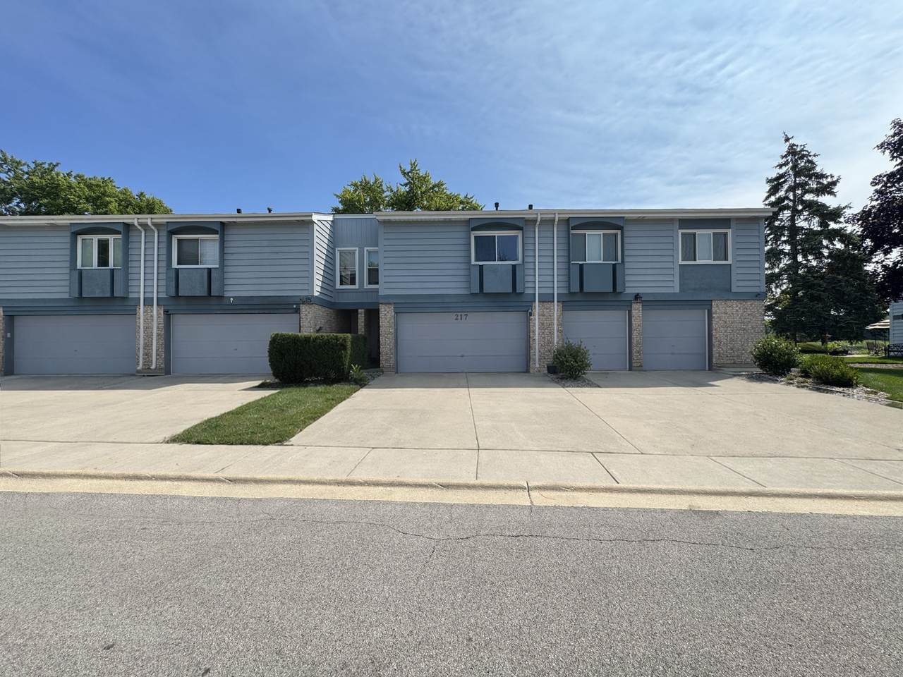 217 Lakeshore Lane - Photo 1