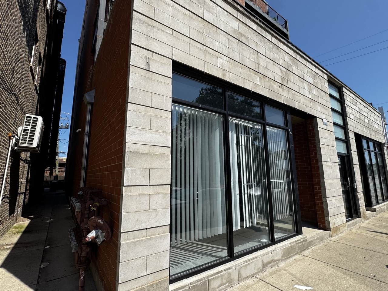 214 31 Street - Photo 1