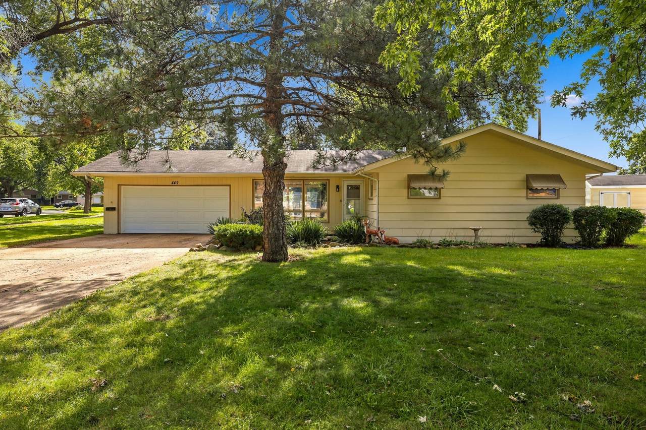 447 Keith Avenue - Photo 1