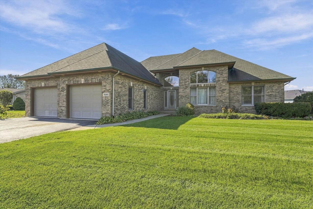 1544 Wayne Drive - Photo 1