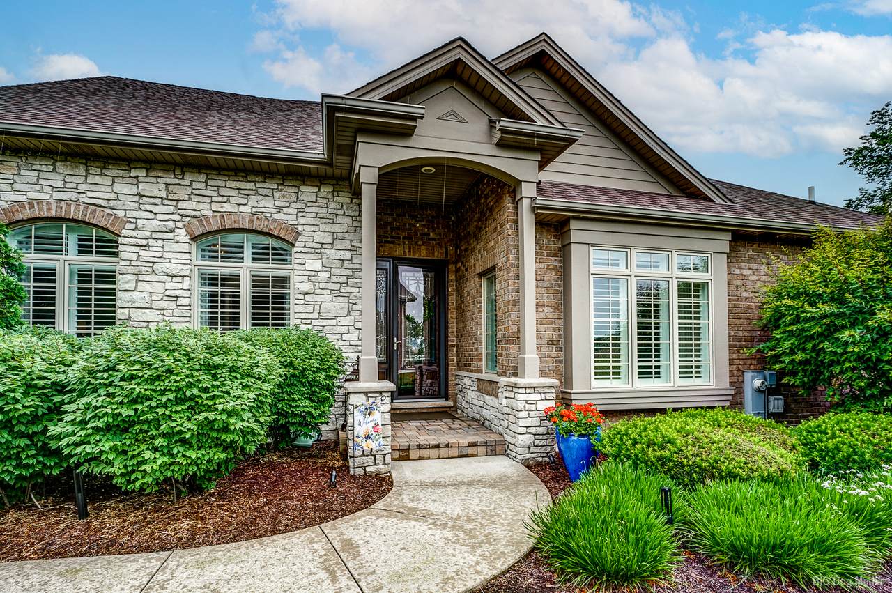 8999 Holland Harbor Circle - Photo 1