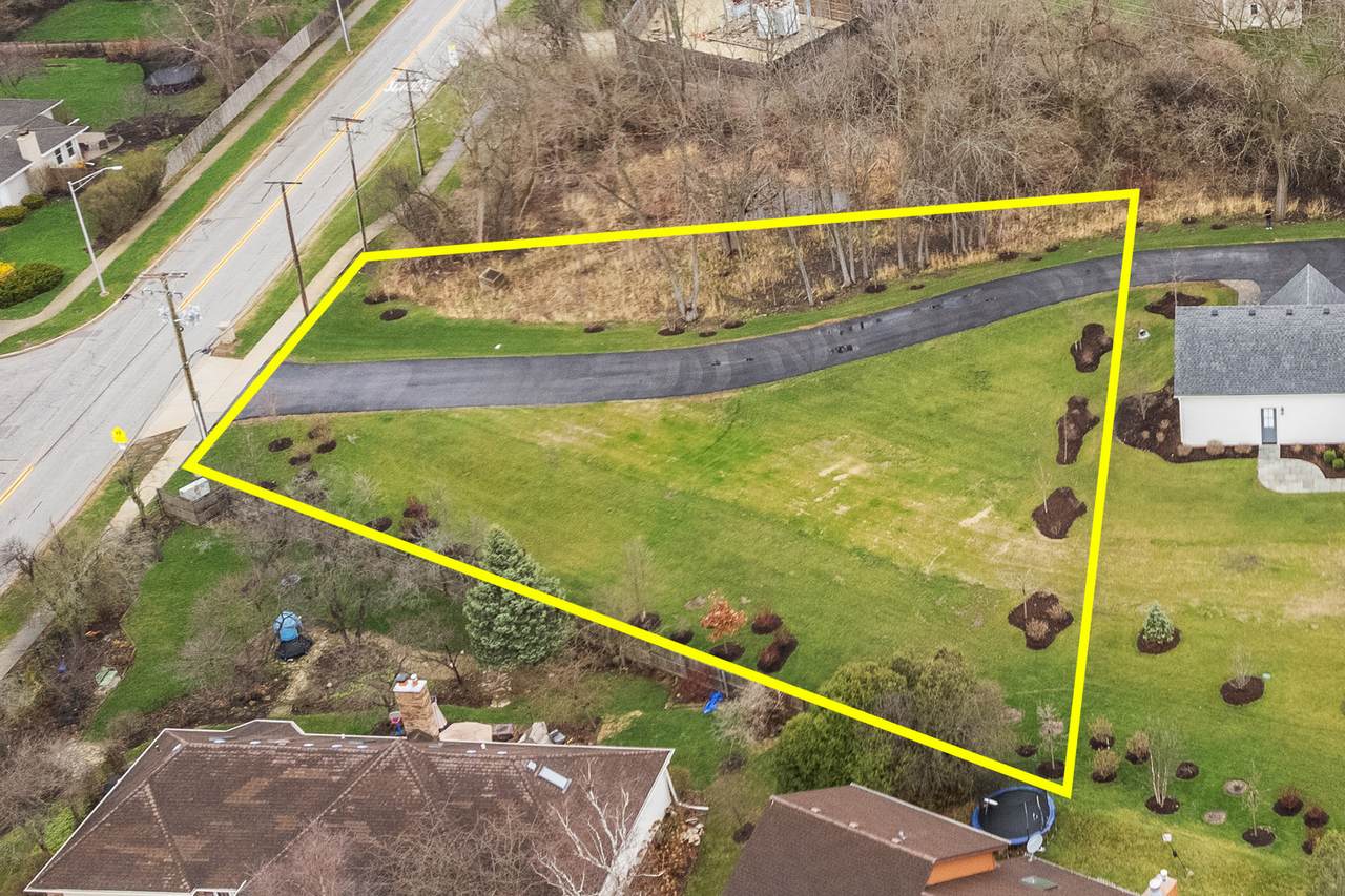 1860 Wiesbrook Road - Photo 1