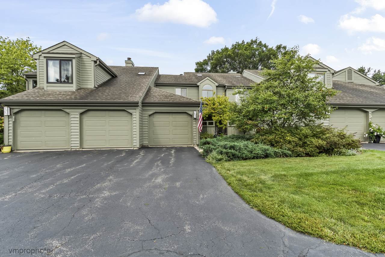 900 Shoreline Road - Photo 1
