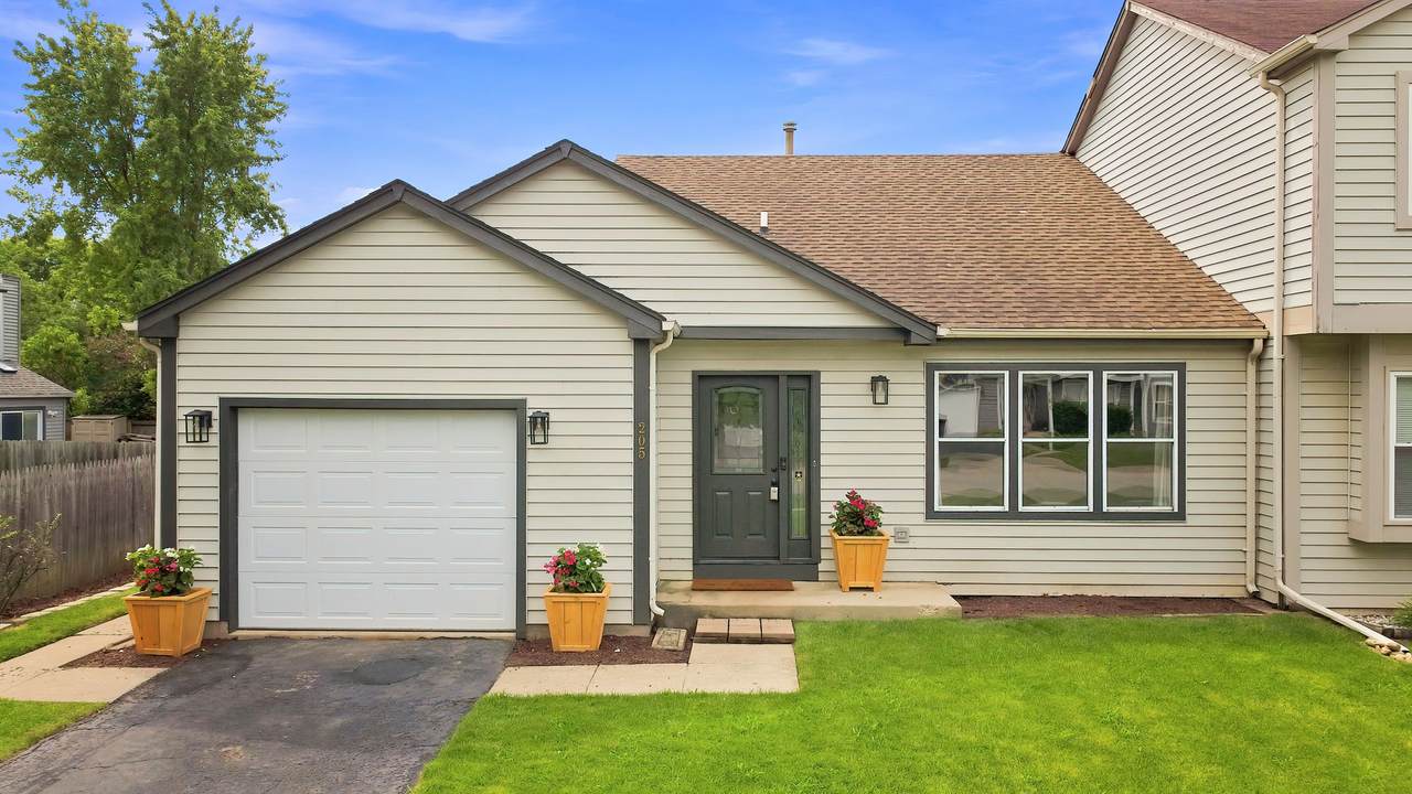 205 Chaparral Circle - Photo 1