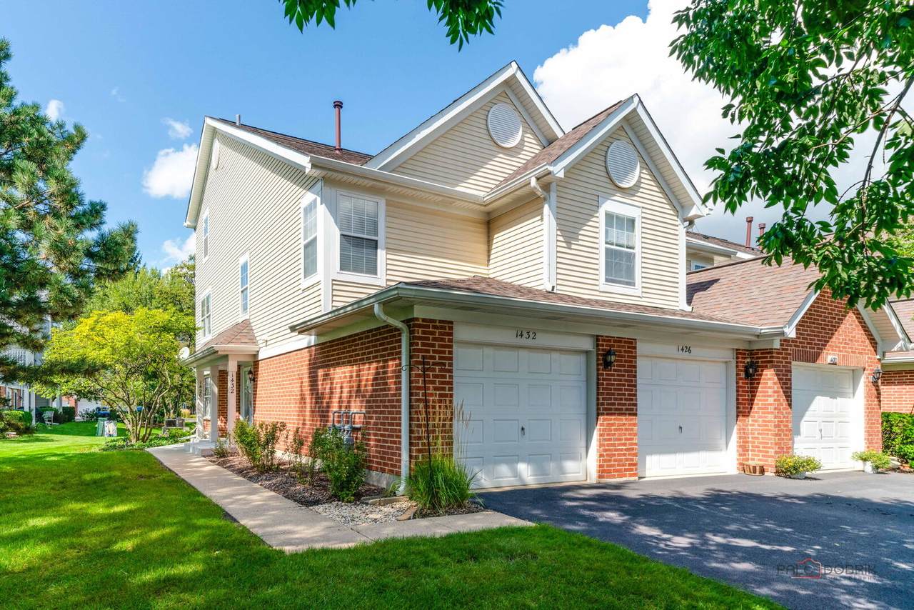 1432 Hampshire Court - Photo 1