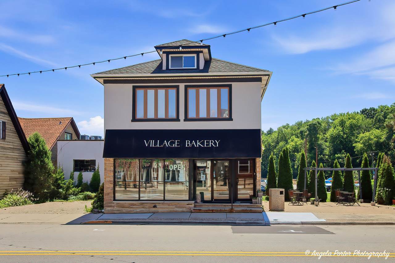 27 Grand Avenue - Photo 1