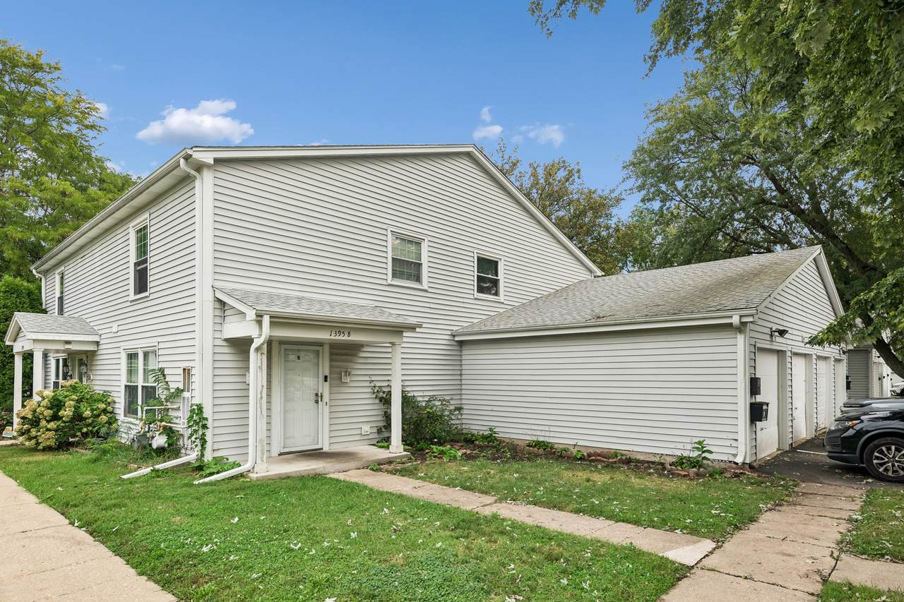 1395 Glen Circle - Photo 1