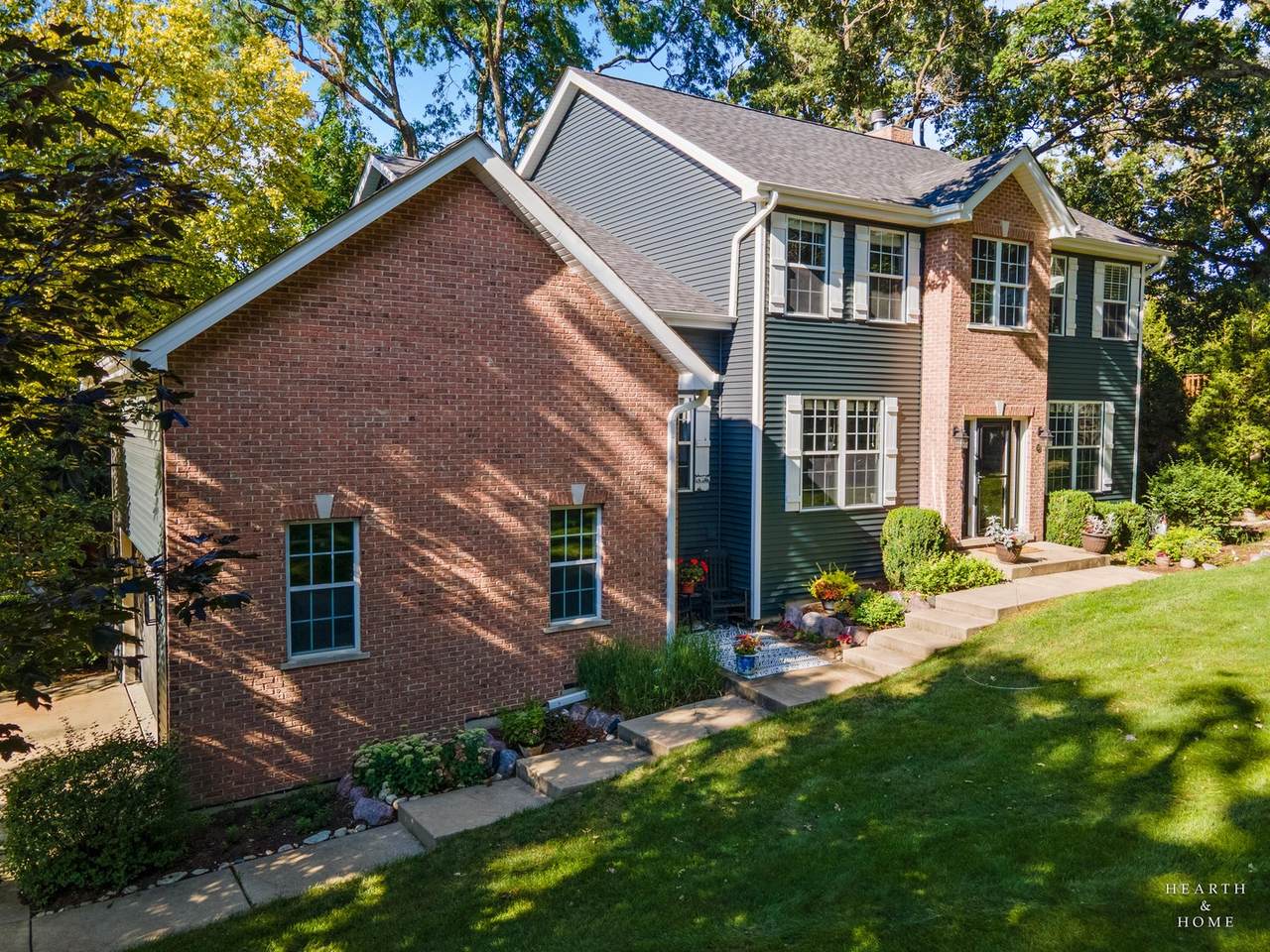 399 Asbury Avenue - Photo 1