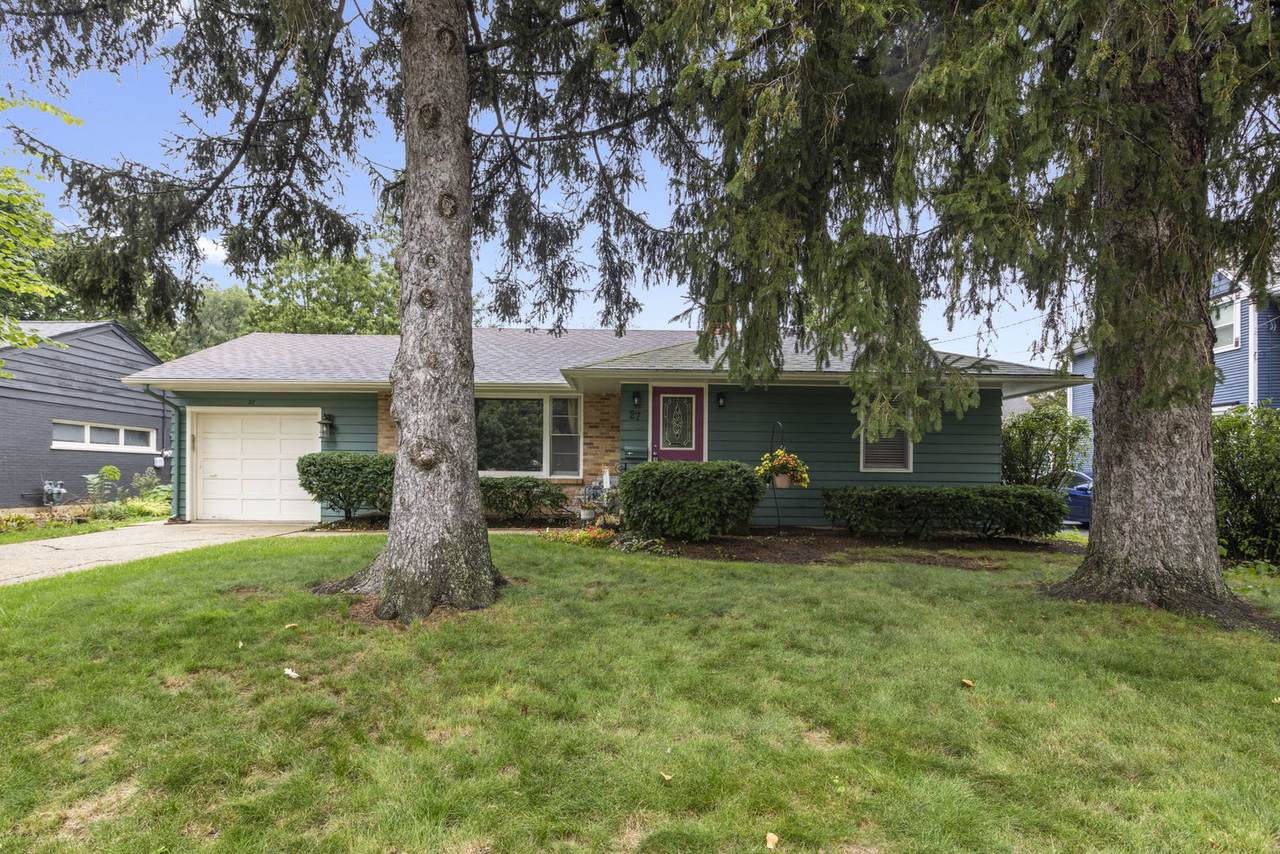 27 Francis Avenue - Photo 1