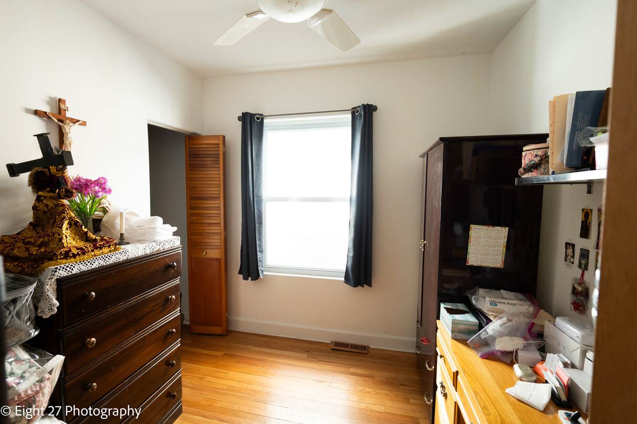 3240 52nd Court - Photo 1