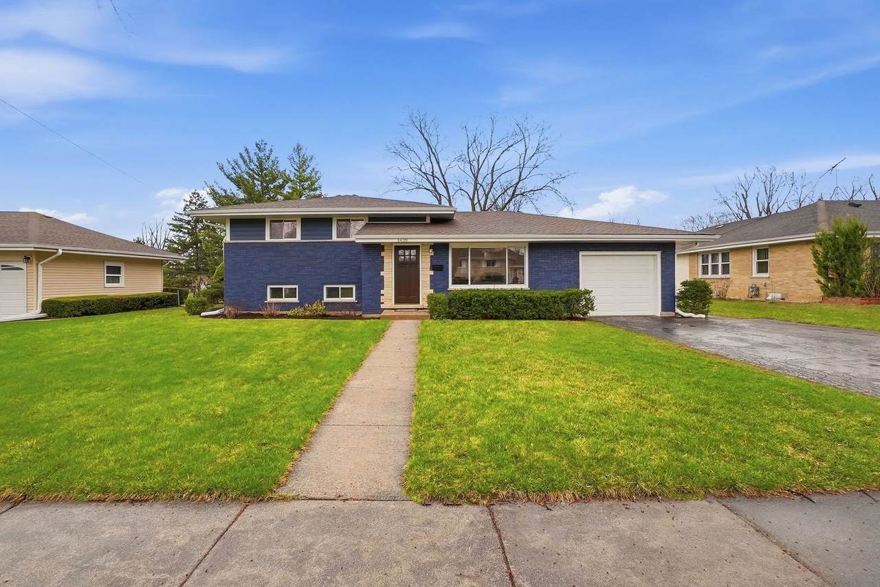 1430 Emmerson Lane - Photo 1