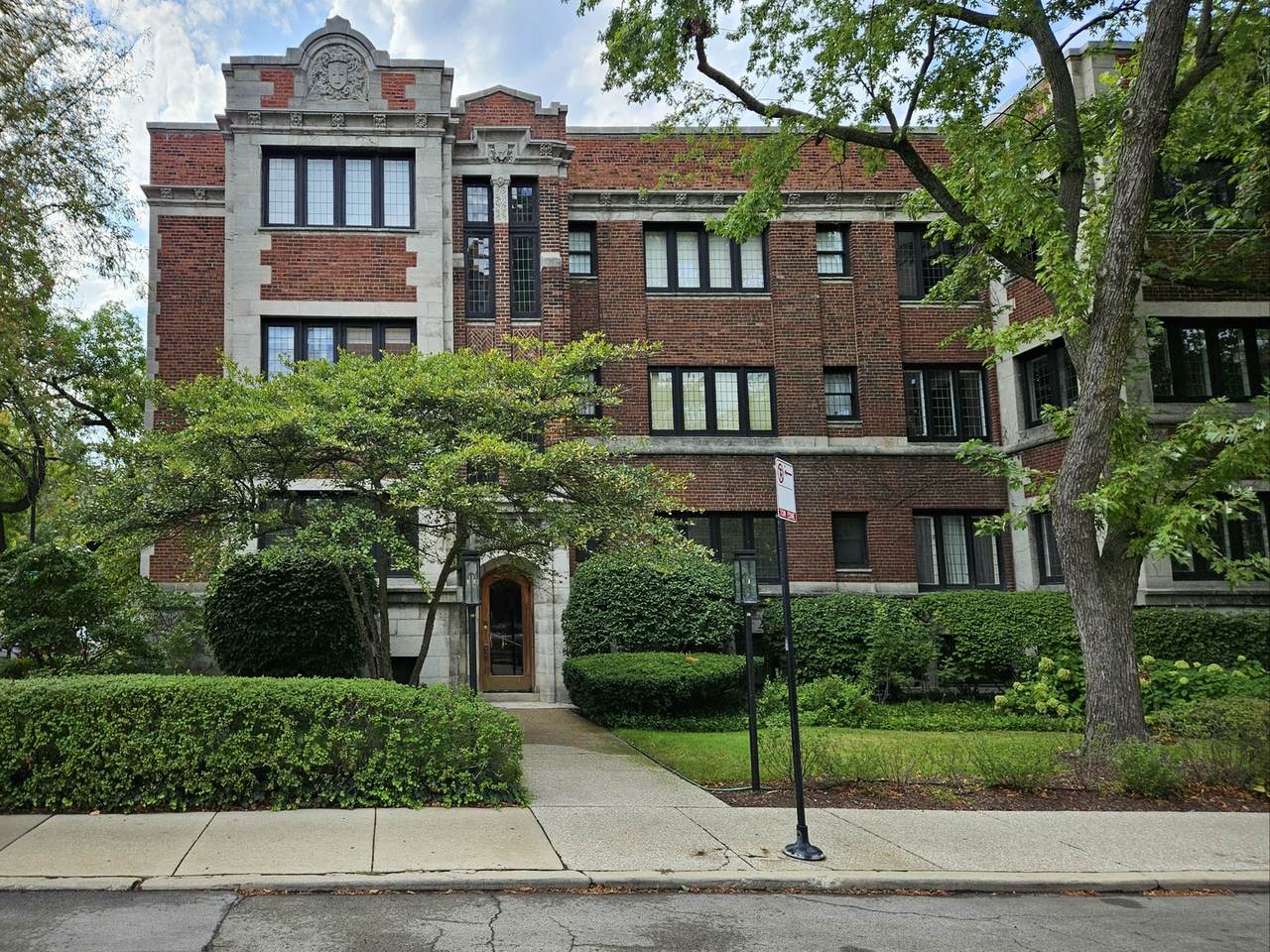 5656 Dorchester Avenue - Photo 1