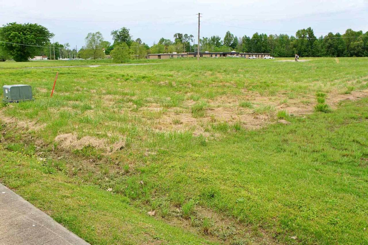 000 Rushing Drive - Photo 1