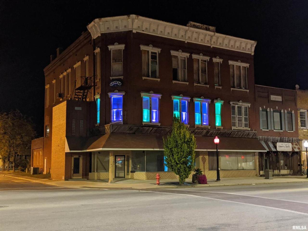 200 Main Street - Photo 1