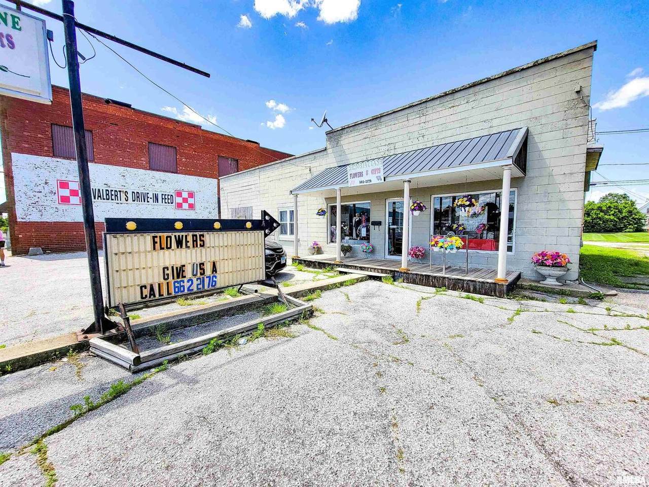 223 North Avenue - Photo 1