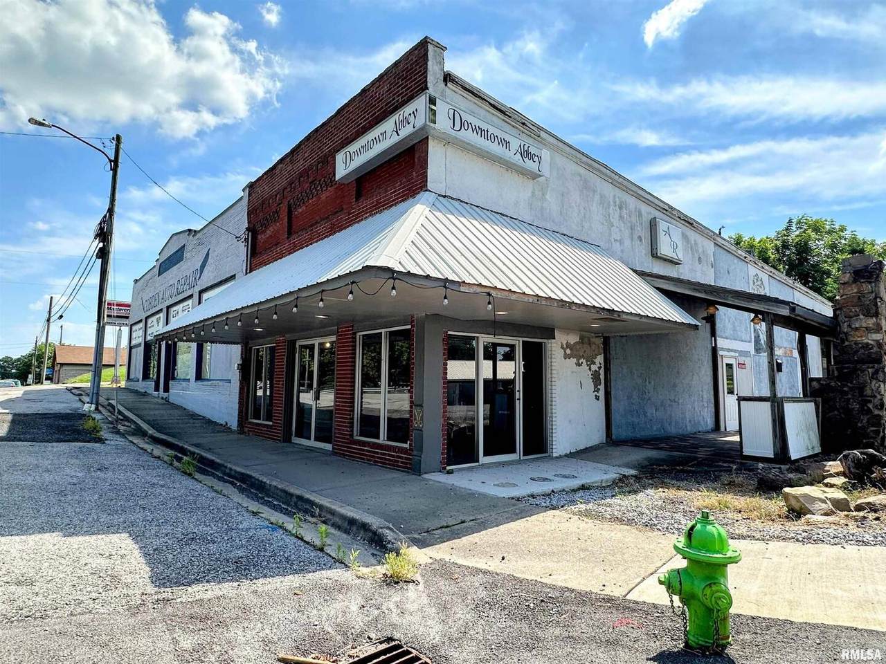 215 Appleknocker Street - Photo 1