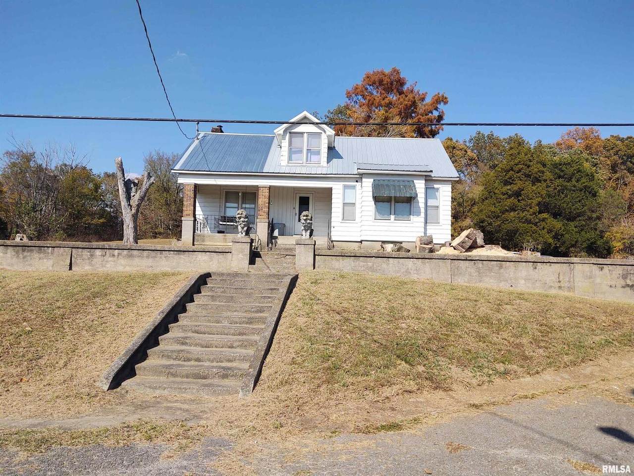 7280 Buncombe Road - Photo 1