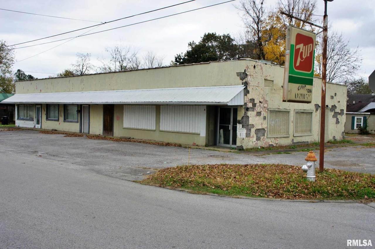 716 19TH Street - Photo 1