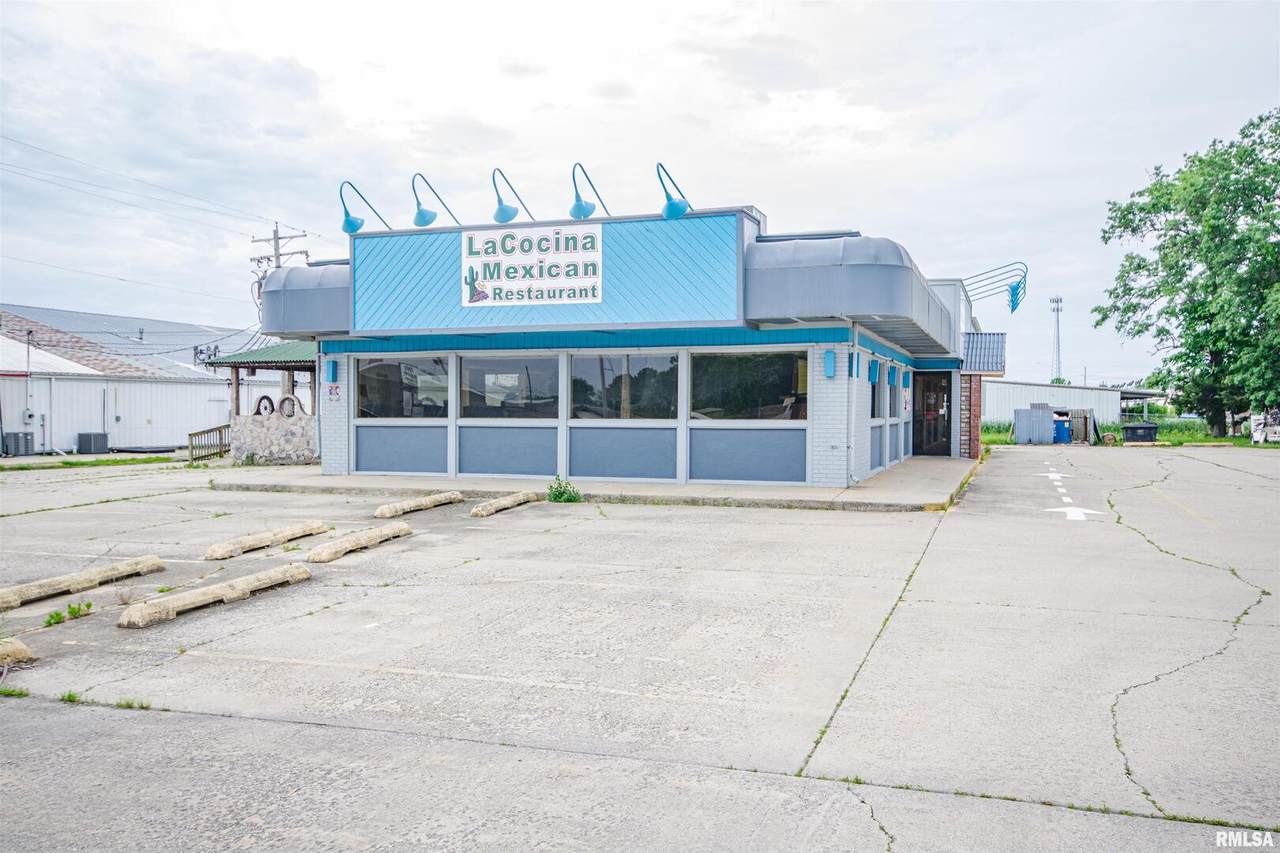 1407 Main Street - Photo 1