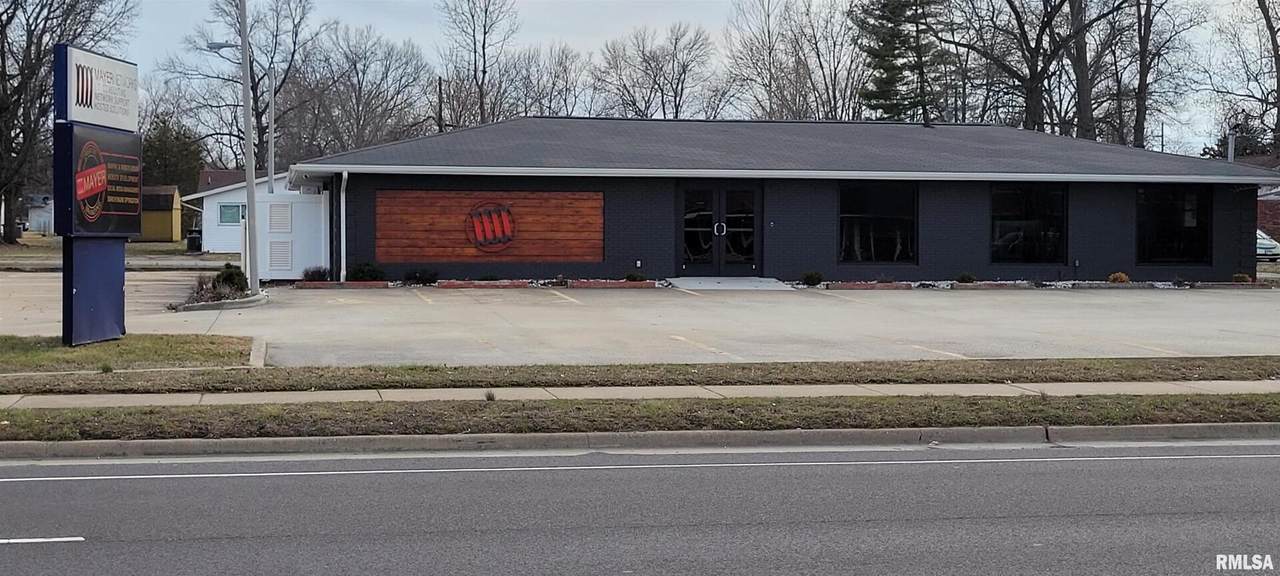 608 Eastgate Drive - Photo 1