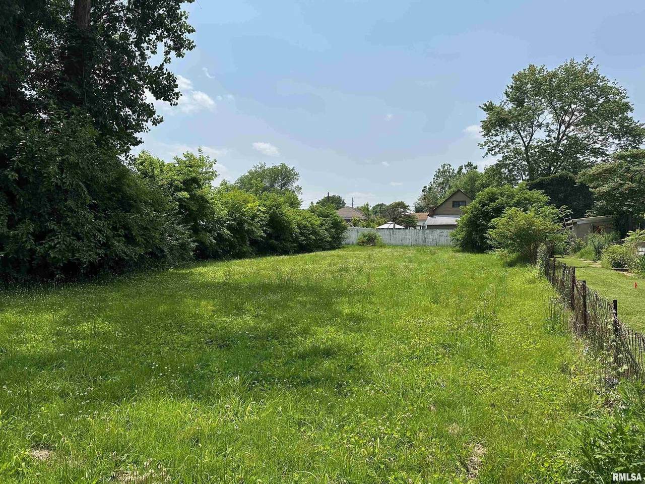 703 Victor Street - Photo 1