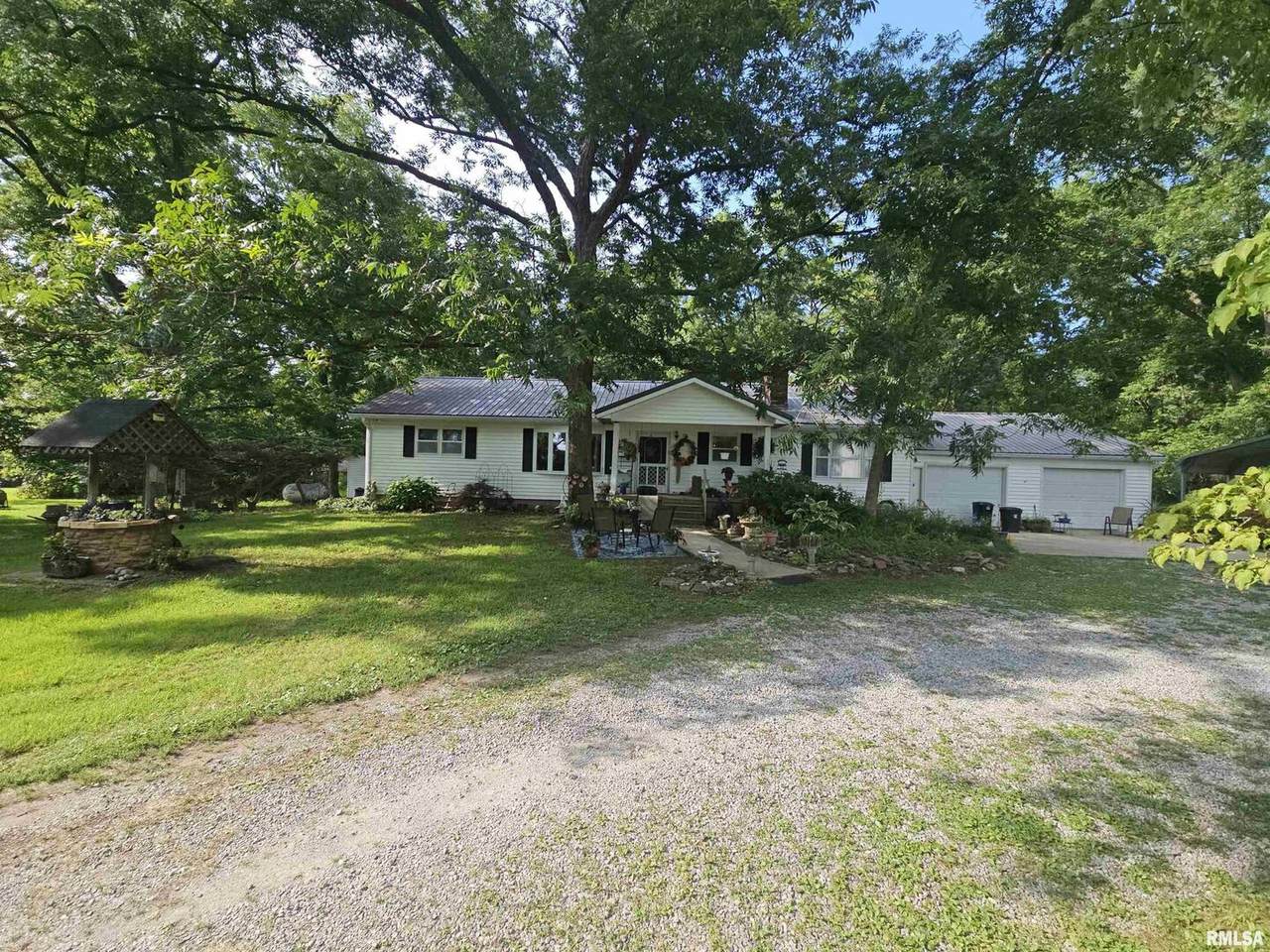 9758 Richview Road - Photo 1