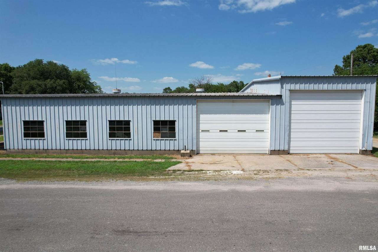 1425 Locust Street - Photo 1