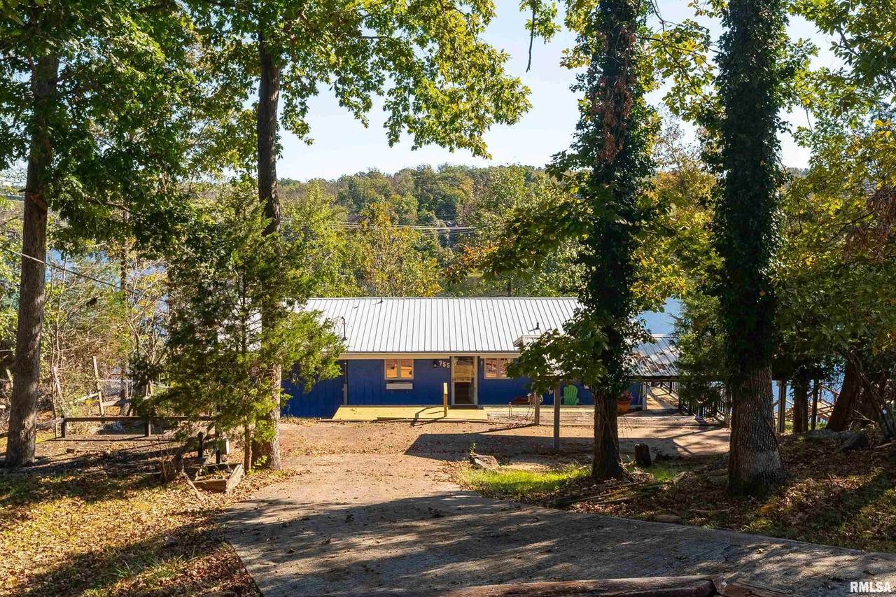 755 Lakeshore Drive - Photo 1