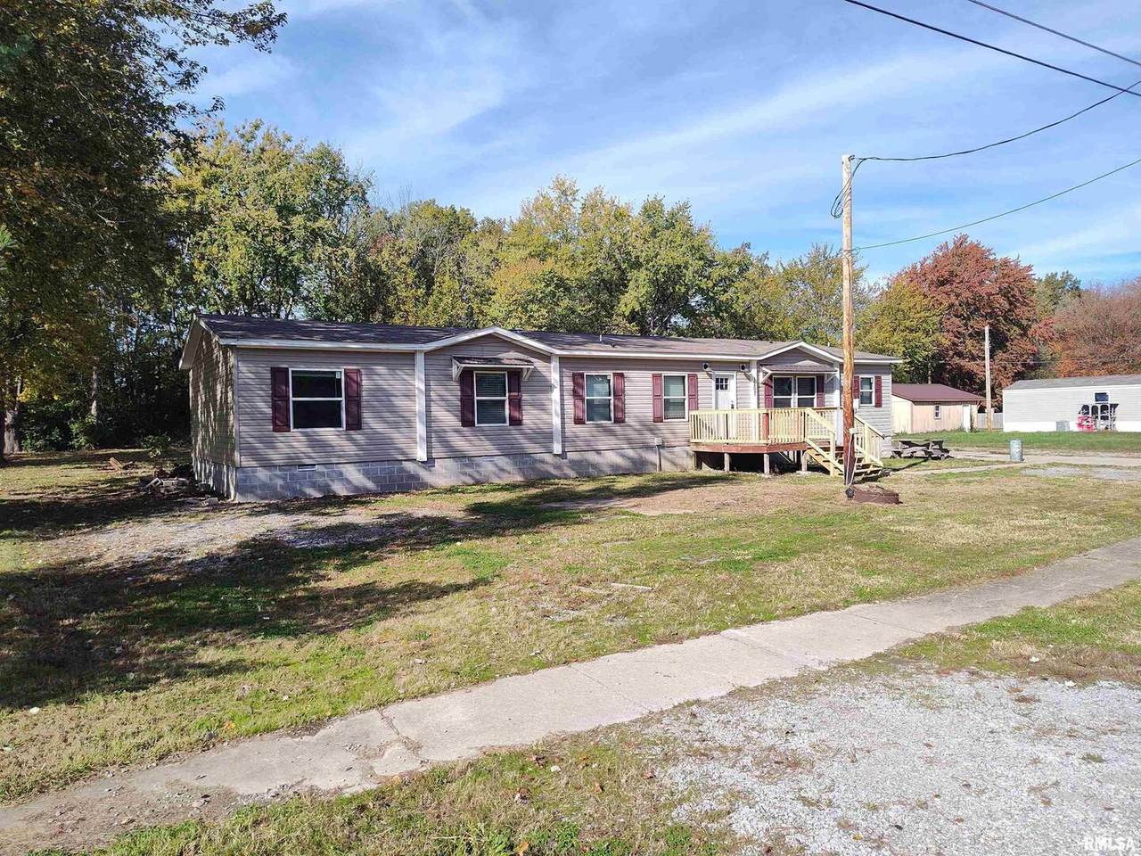 1207 6TH Street - Photo 1