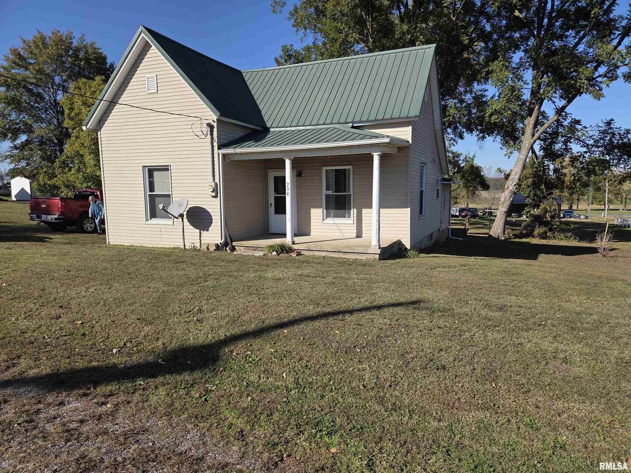 208 Cherry Street - Photo 1