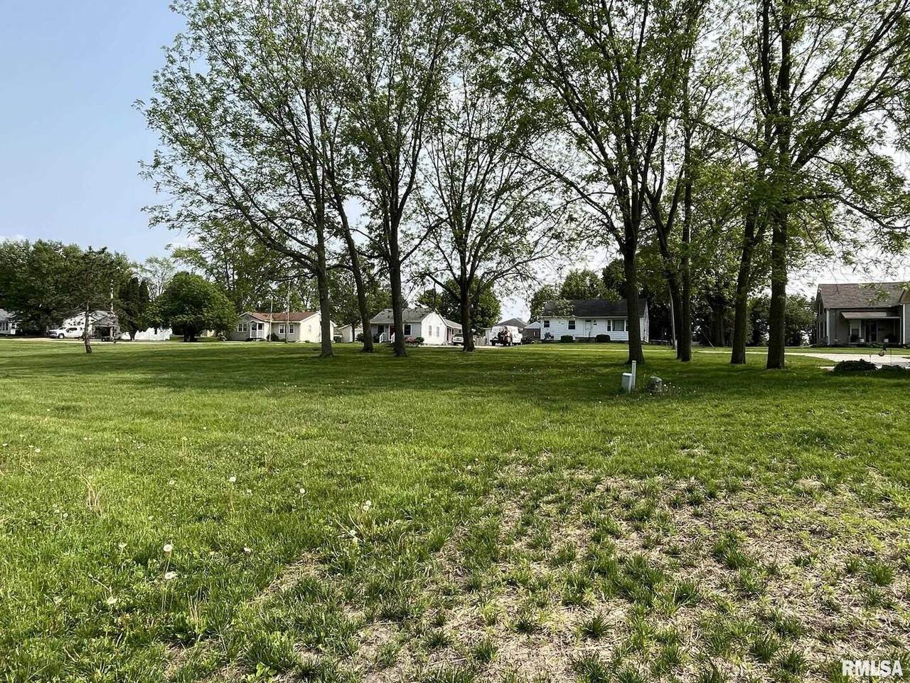 629 Wells Street - Photo 1