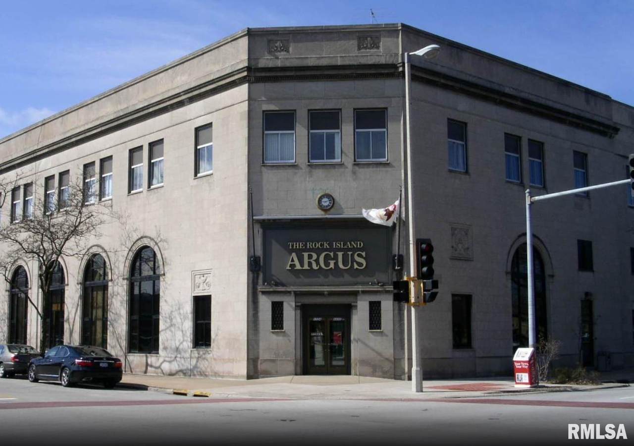 1728 4TH Avenue - Photo 1