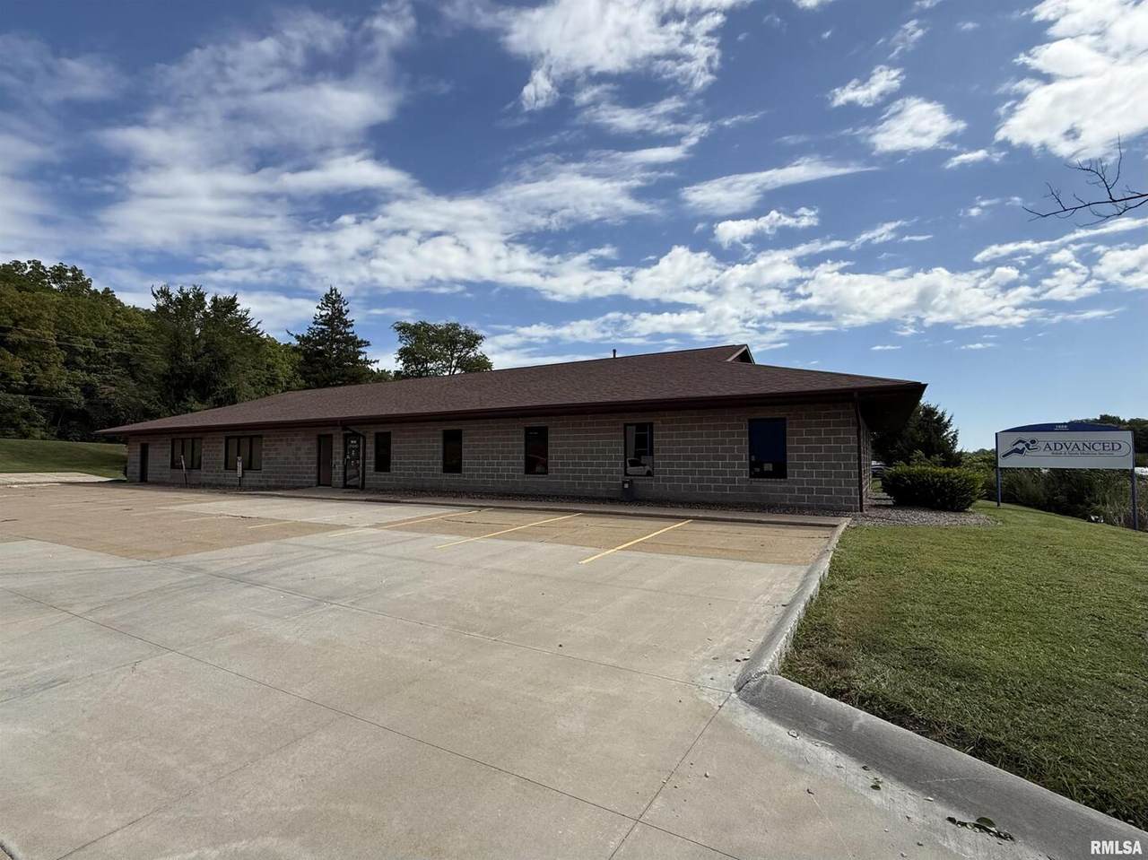 1050 36TH Avenue - Photo 1