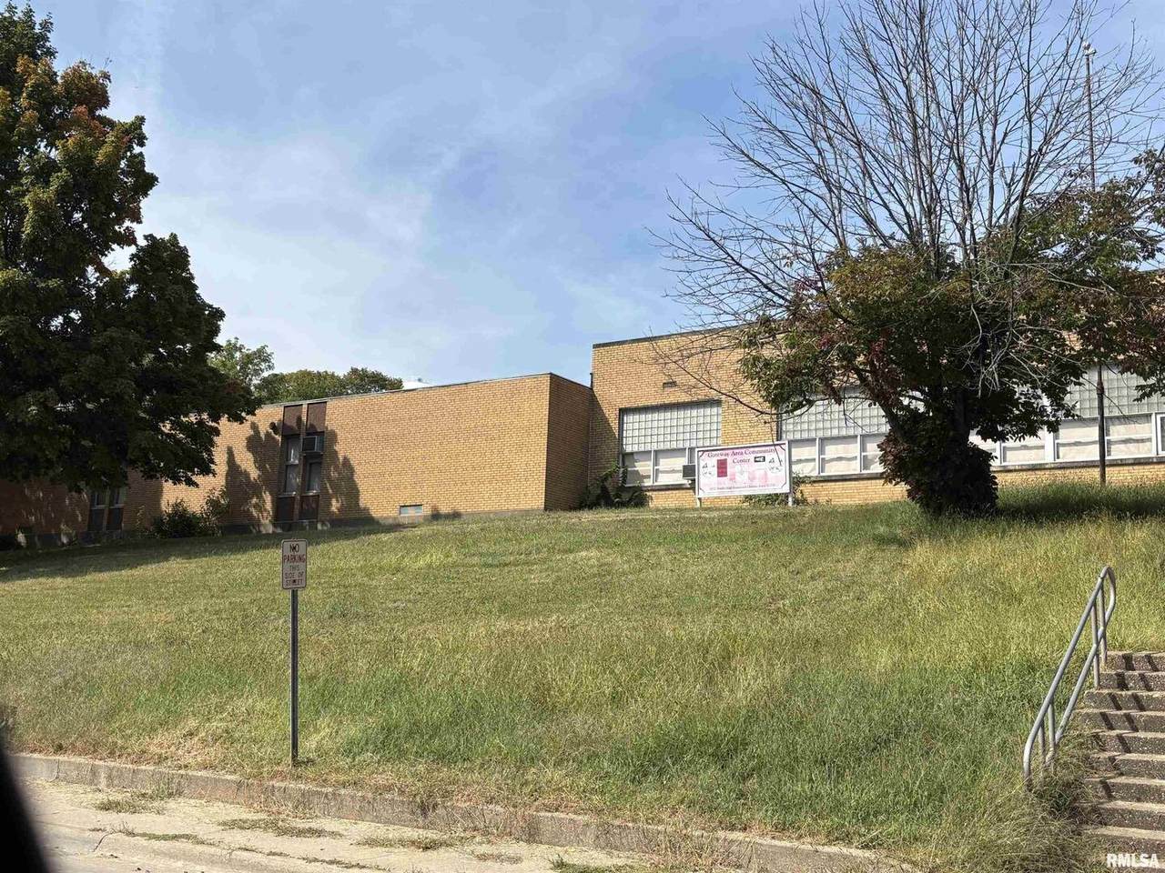 1850 Bluff Boulevard - Photo 1